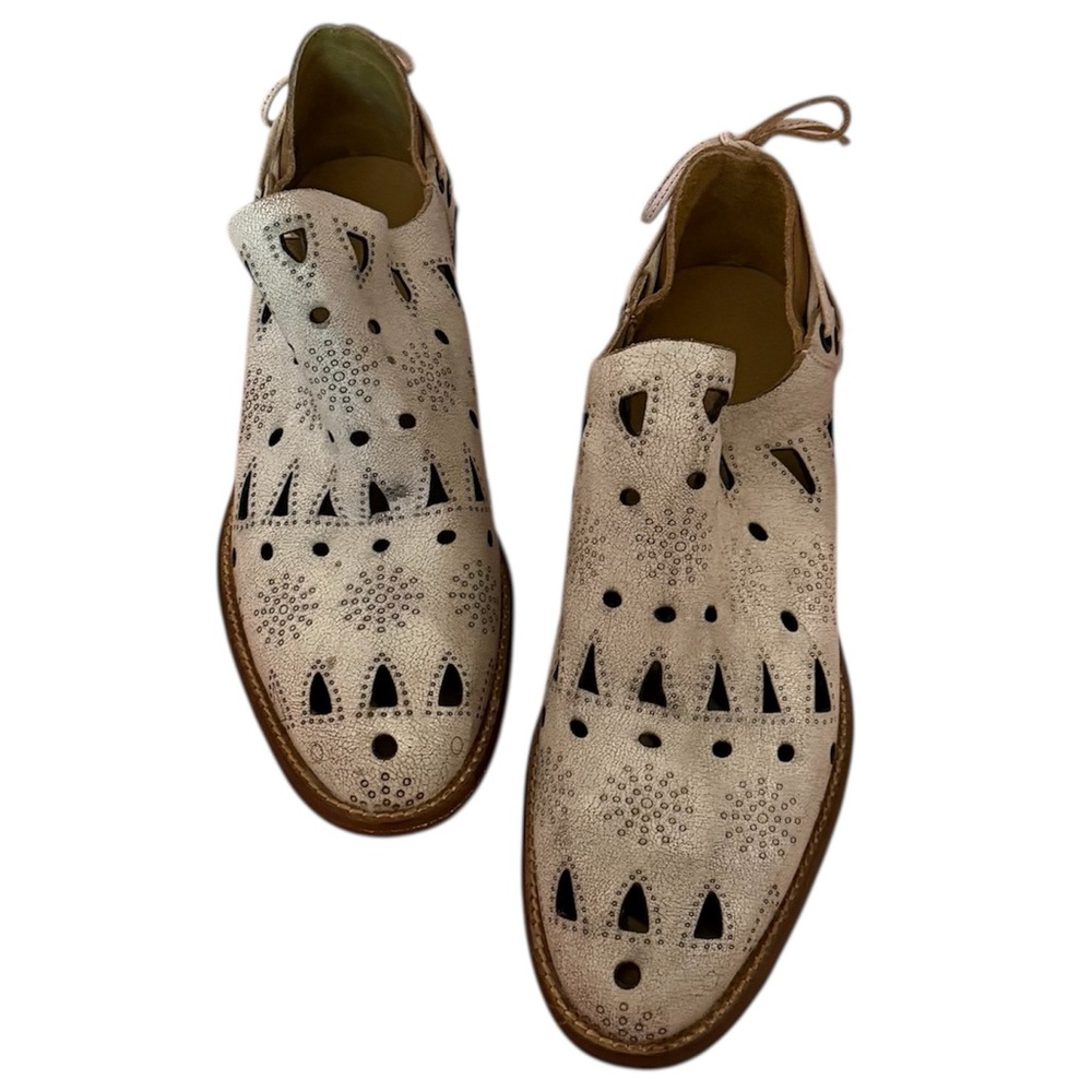 Anthropologie Musse & Cloud Coolise Laser Cut Ankle Booties, size 10